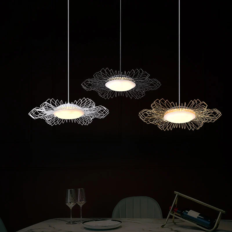 Minimalistische Scandinavische ijzeren lamp
