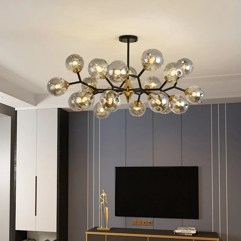 luxe Scandinavische kroonluchter met eenvoudig design voor binnenhuisdecoratie