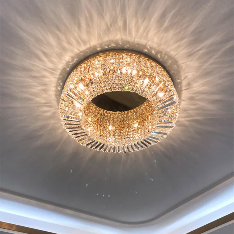 Elegante LED-kroonluchter met kristaldesign