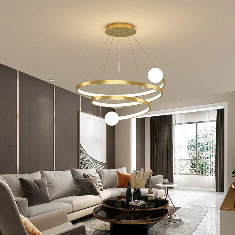 Moderne kroonluchter met elegant spiraaldesign