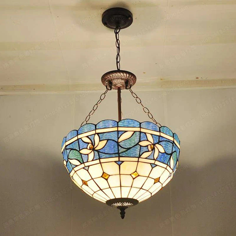 retro Tiffany-kroonluchter van glas voor bar en restaurant