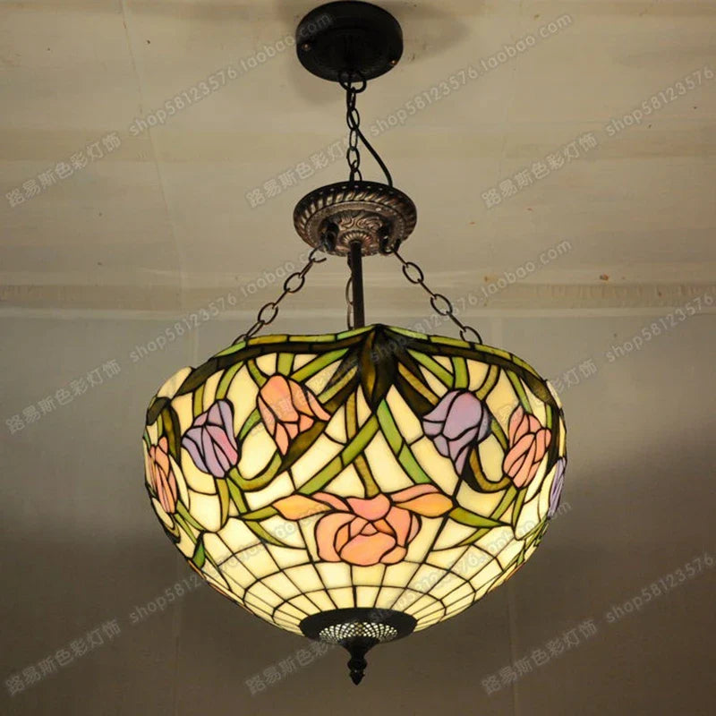 tulpenkroonluchter van glas in Tiffany-stijl voor elegante en moderne kamers