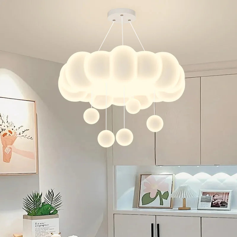 hanglamp met stervormige kap en ronde bol met afstandsbediening dimmer