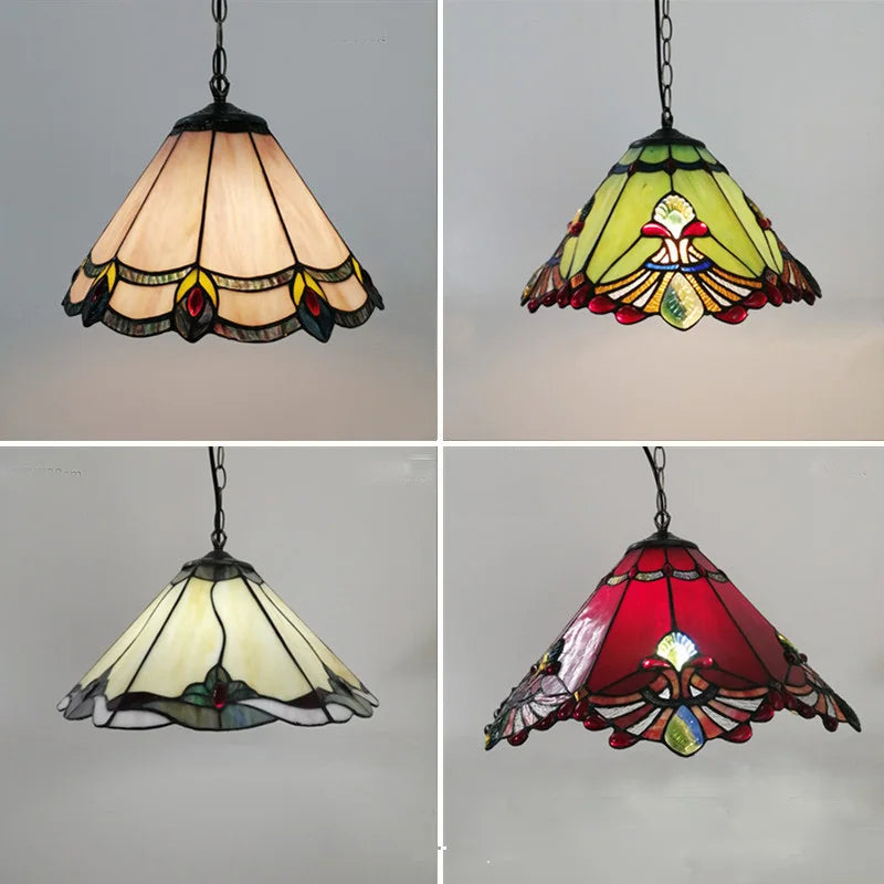 Tiffany glas-in-lood designlamp in mediterrane stijl voor een elegant interieur