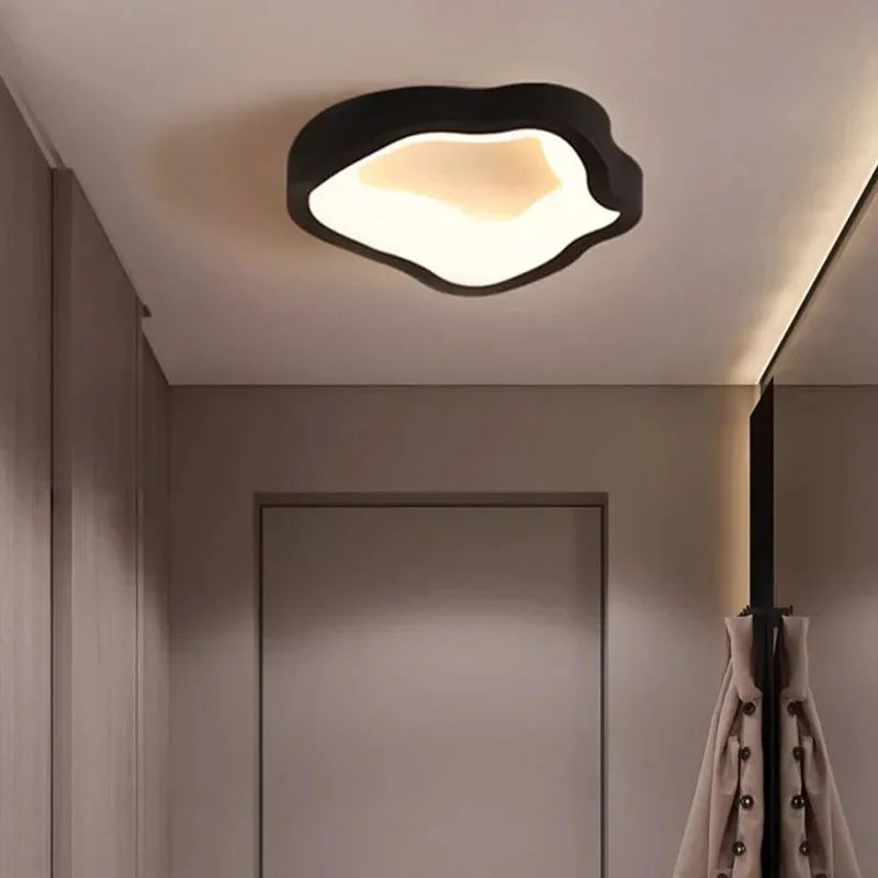 Elegante Scandinavische LED-plafondlamp met design