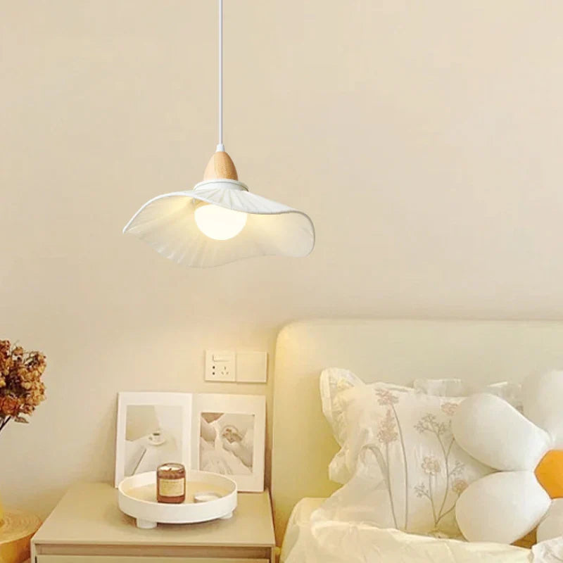 Elegante moderne Scandinavische houten kroonluchter