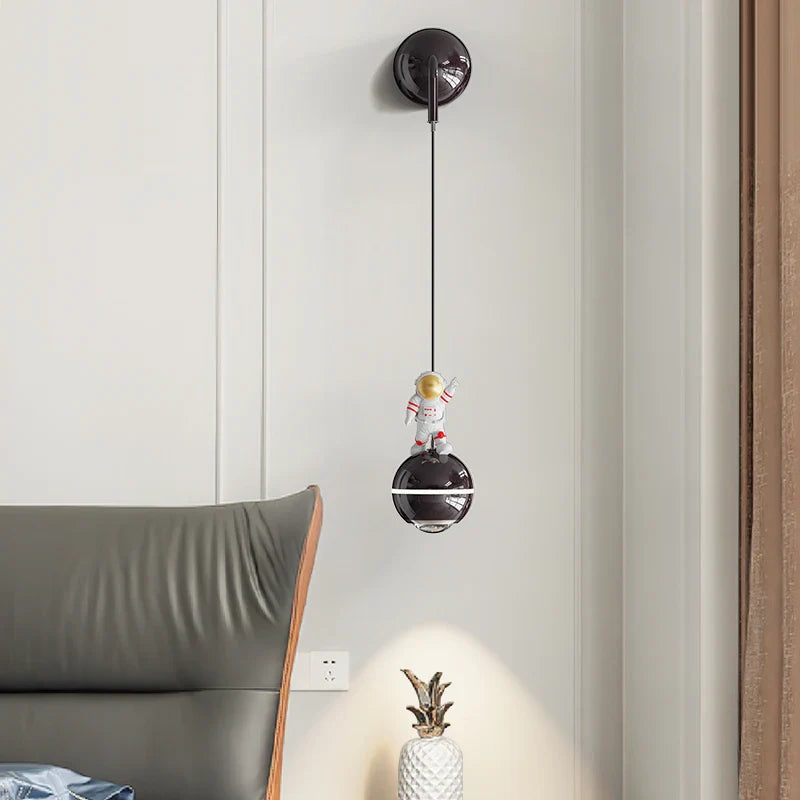 moderne led-kroonluchter design astronaut kleine hanglamp