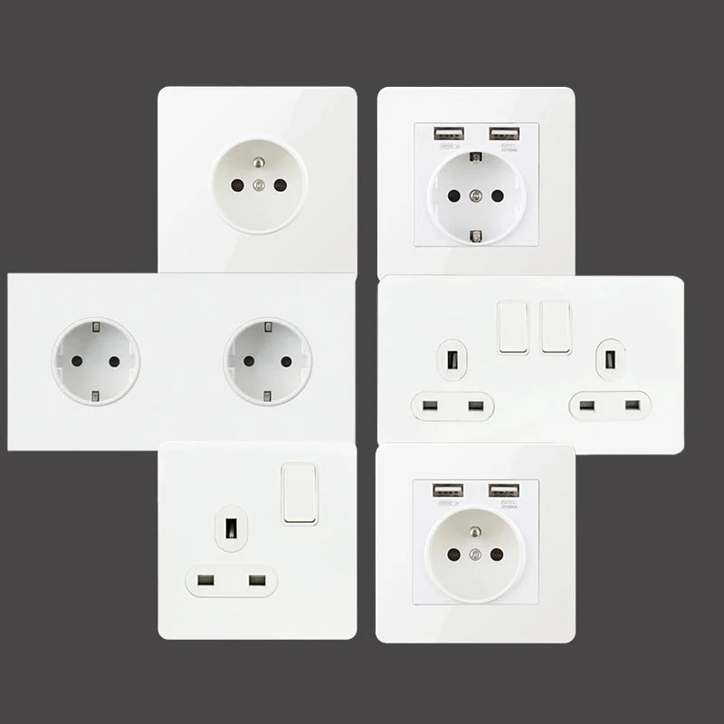 witte design wandcontactdoos voor slaapkamer