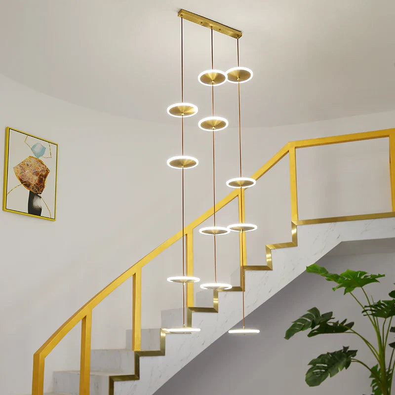 moderne led-hanglamp voor een stijlvol en elegant trapontwerp