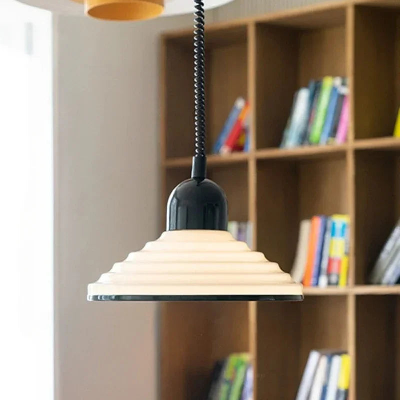 noordse glazen kroonluchter met vintage led-verlichting