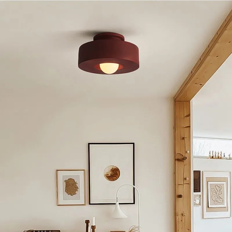 Elegant verlichte Noordse plafondlampen