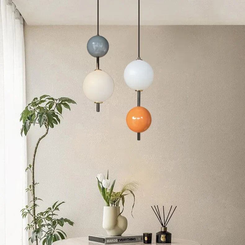 eenvoudige nordische led-hanglamp met glazen druivenbol voor thuisverlichting