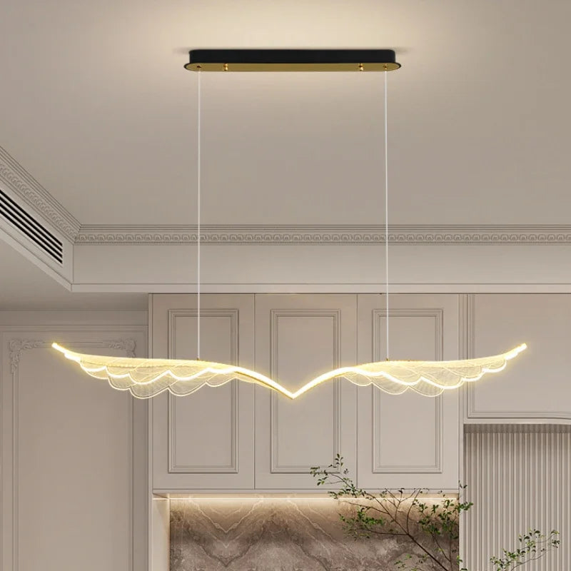 luxe noordse kroonluchter met artistieke vleugels, binnenverlichting