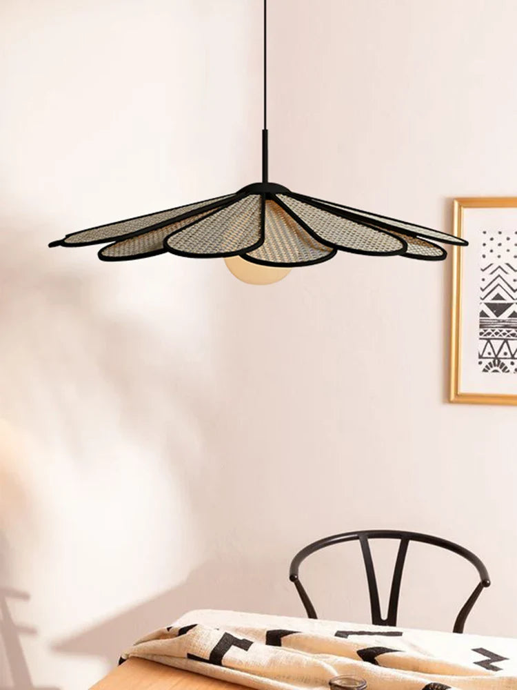 creatieve rotan designlamp in moderne Japanse stijl voor elegant interieur