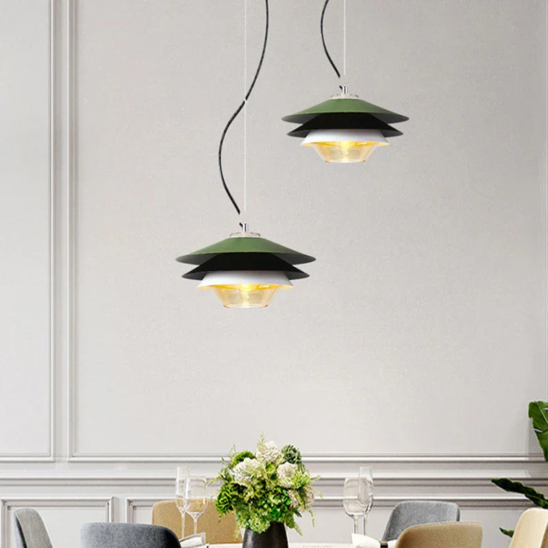 glazen kroonluchter voor een elegante en moderne Noordse sfeer