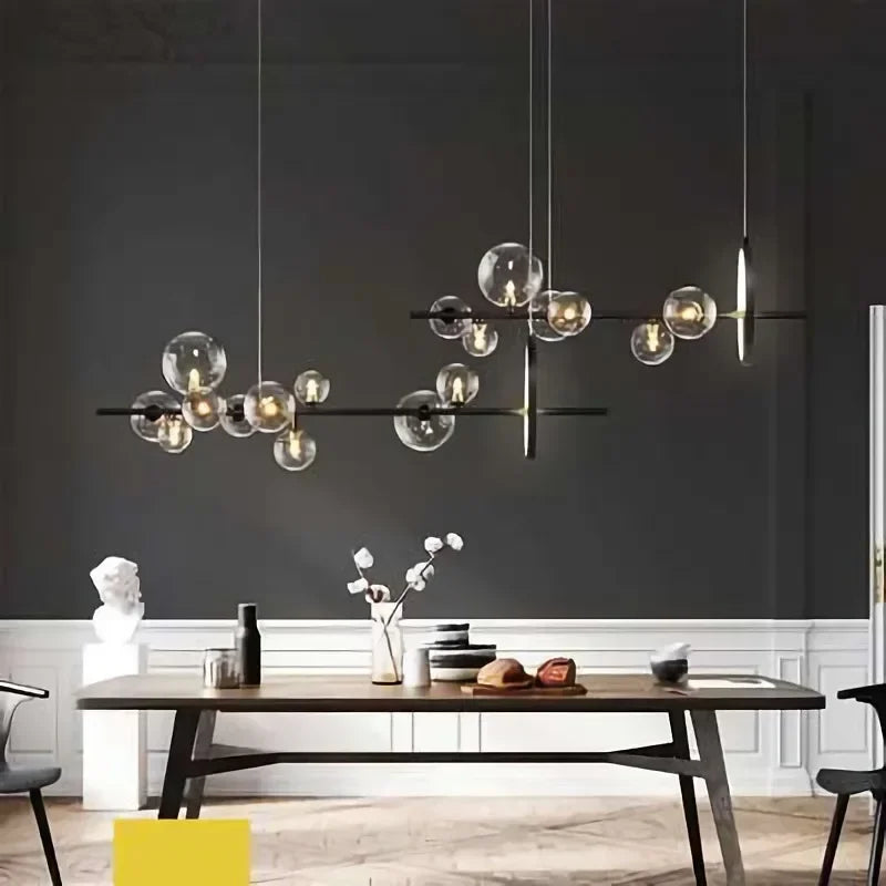 Moderne kroonluchter met transparante bollen
