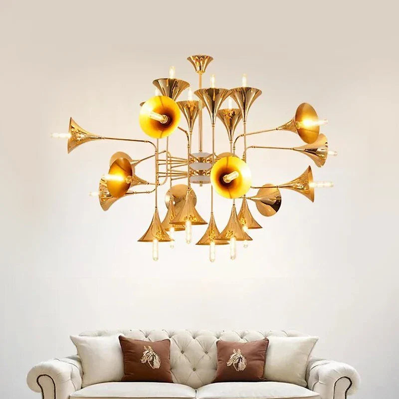 Elegante gouden trompetkroonluchter