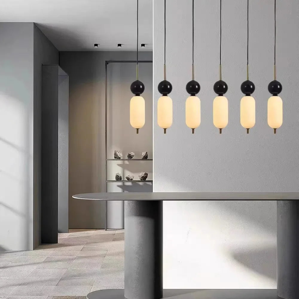 led kroonluchter met bol van natuurlijk marmer in acryl met verstelbare draad