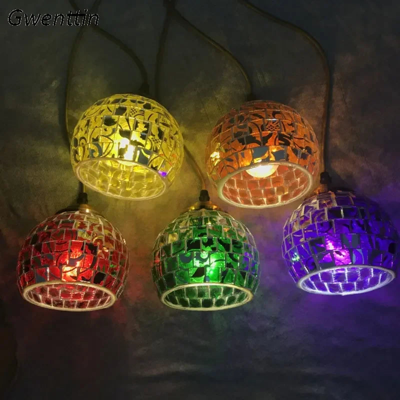 Vintage getinte glazen kroonluchter voor elegante interieurdecoratie