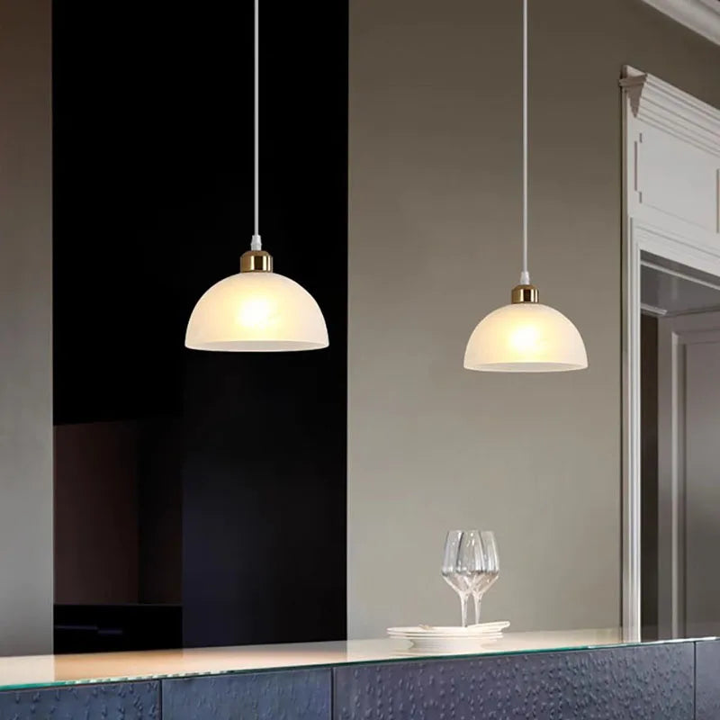 Elegante eigentijdse Scandinavische LED-hanglamp
