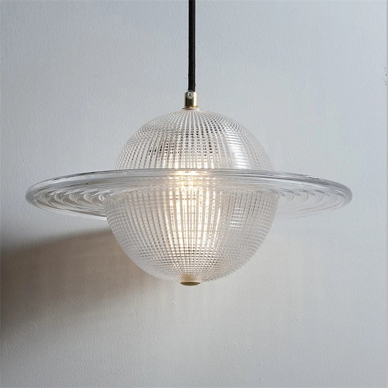 moderne glazen kroonluchter in noordse stijl met led-vliegende schotel