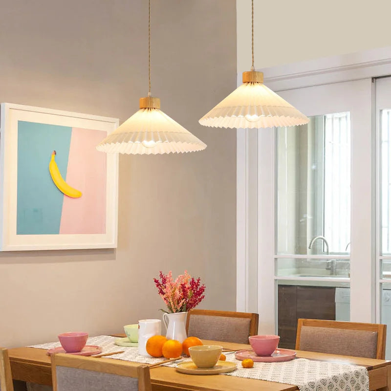 Elegant eigentijds design houten kroonluchter