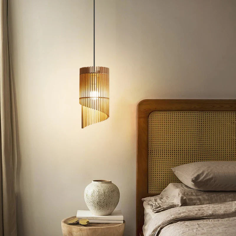 wabi-sabi houten kroonluchter met hangende led-verlichting