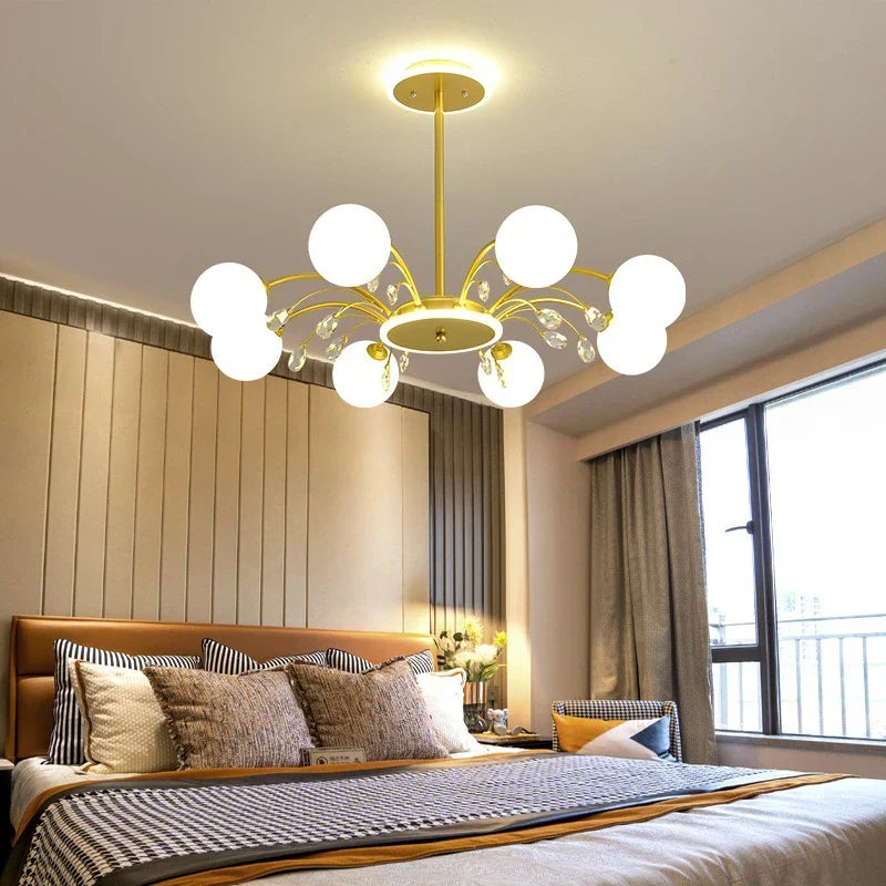 moderne glazen kroonluchter met lichtgevende kristallen voor elegante verlichting