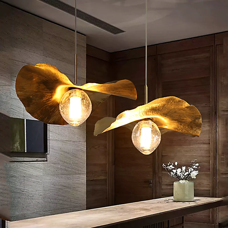 LED hanglamp lotus design in messing