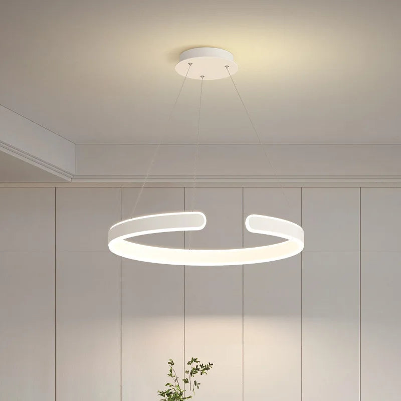 Moderne Scandinavische kroonluchter voor elegante binnenverlichting