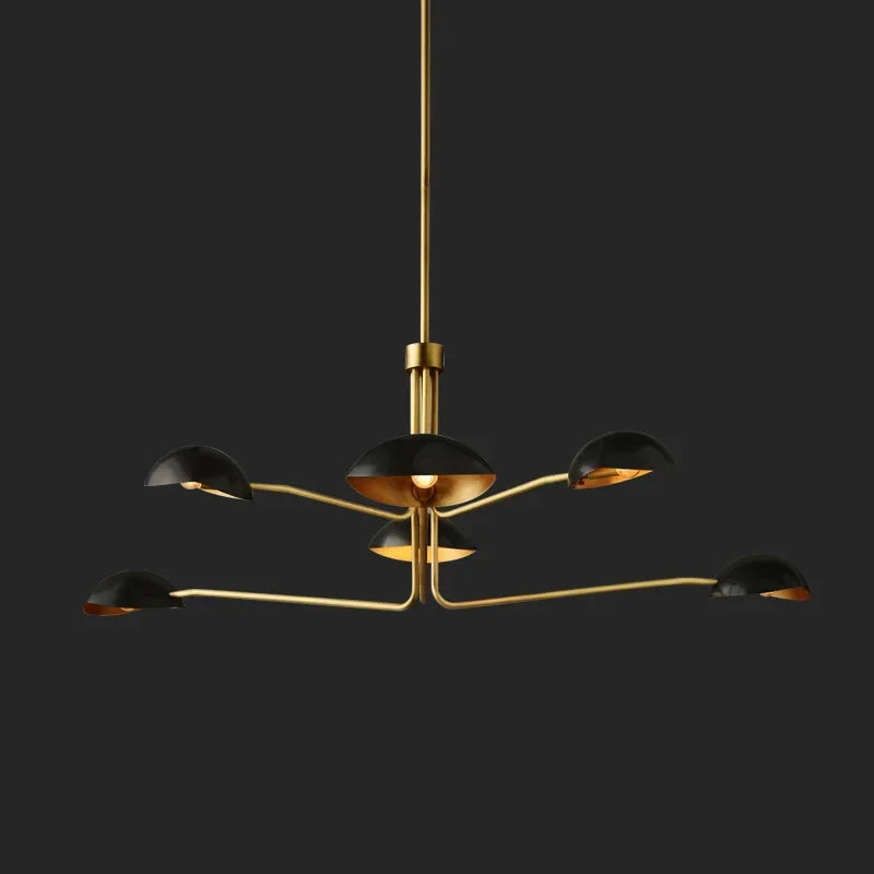 retro koperen kroonluchter met creatieve lamp en lange arm in industrieel design