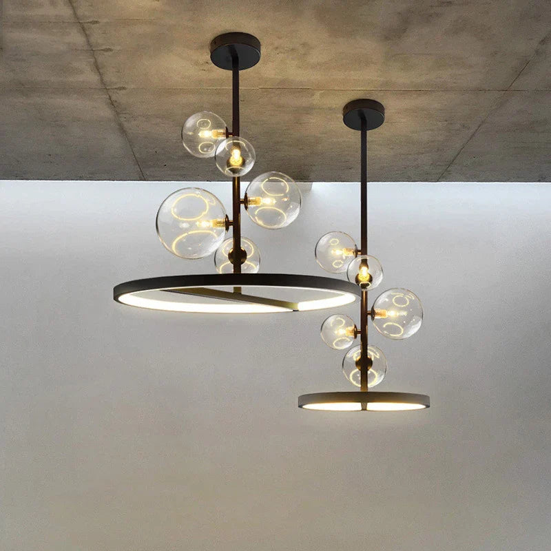Lichte moderne eigentijdse kroonluchter