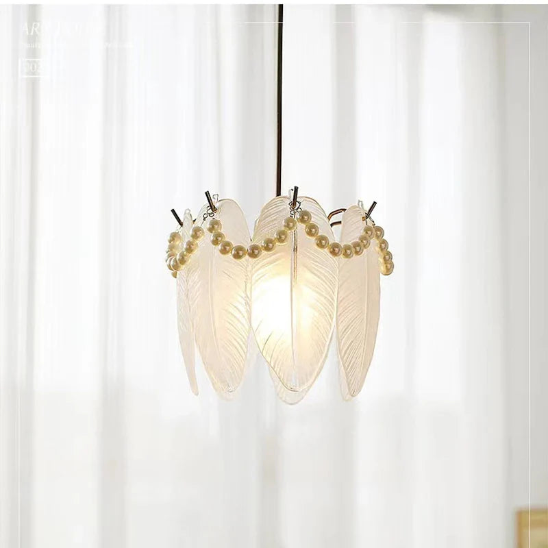 moderne glazen kroonluchter minimalistisch design voor elegant interieur