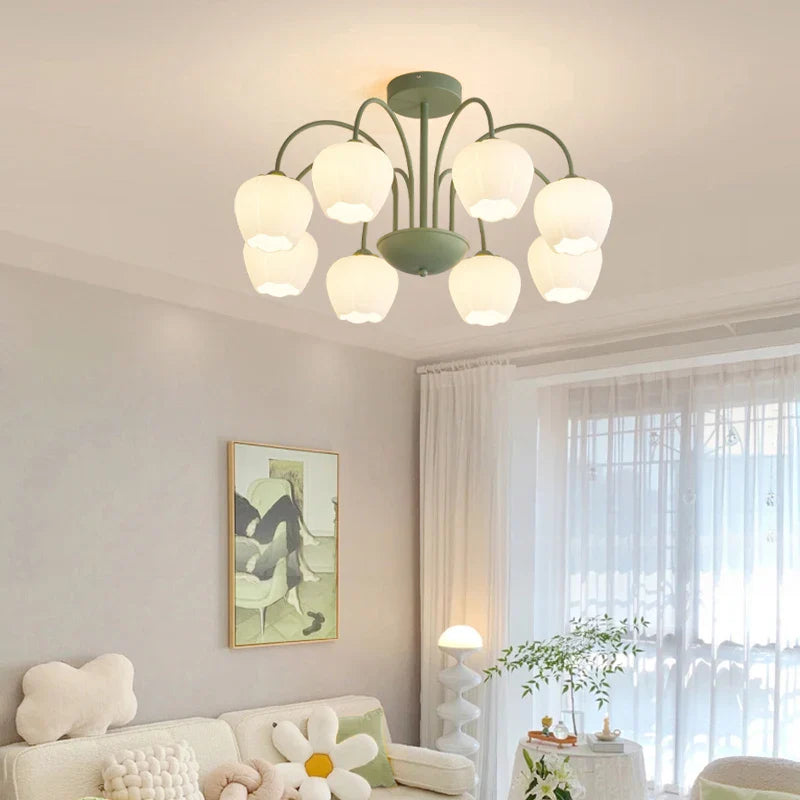 kroonluchter met glazen bloembladen voor kawaii binnenhuisdecoratie