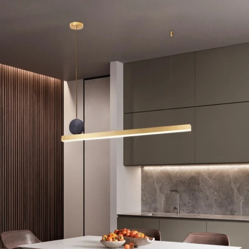 moderne gouden metalen kroonluchter voor elegante binnenhuisdecoratie