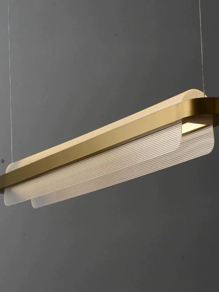 minimalistische lange kroonluchter voor restaurant, café of creatief kantoor